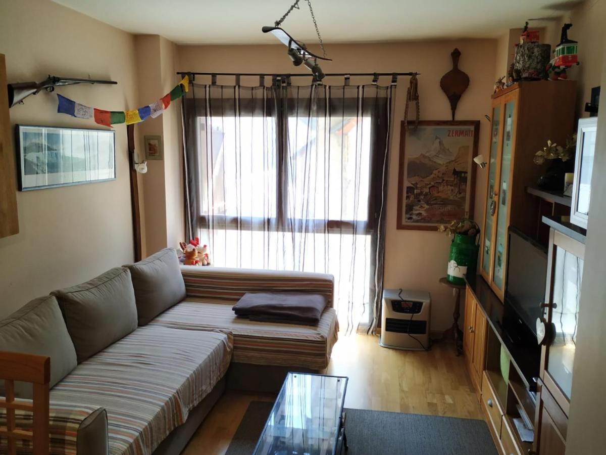 Apartamento En Escarrilla, Sallent De Gallego Ngoại thất bức ảnh