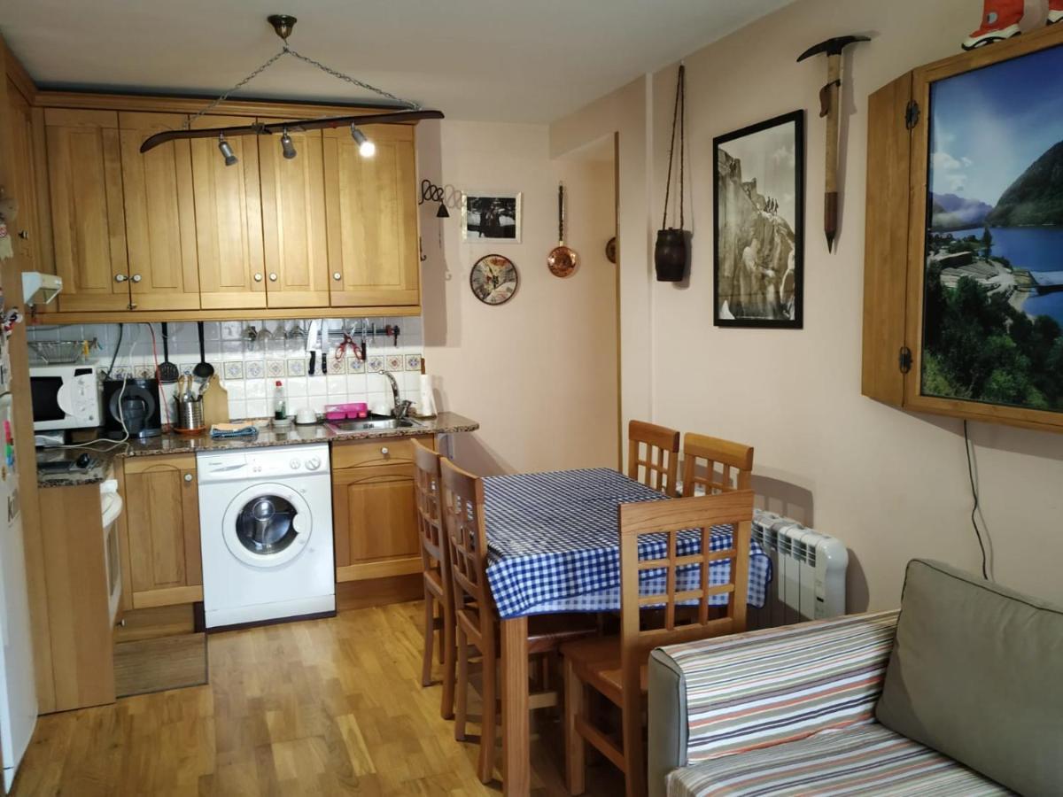 Apartamento En Escarrilla, Sallent De Gallego Ngoại thất bức ảnh